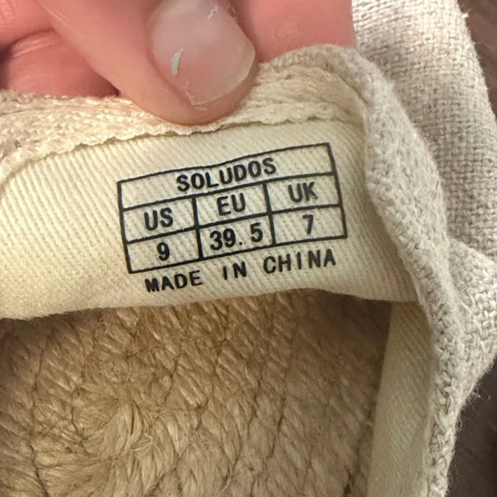 Soludos Beige Espadrilles with Multicolor Heart Embroidery